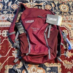 Camelbak Cloud Walker 18 Hydration Backpack NEW Red Unisex